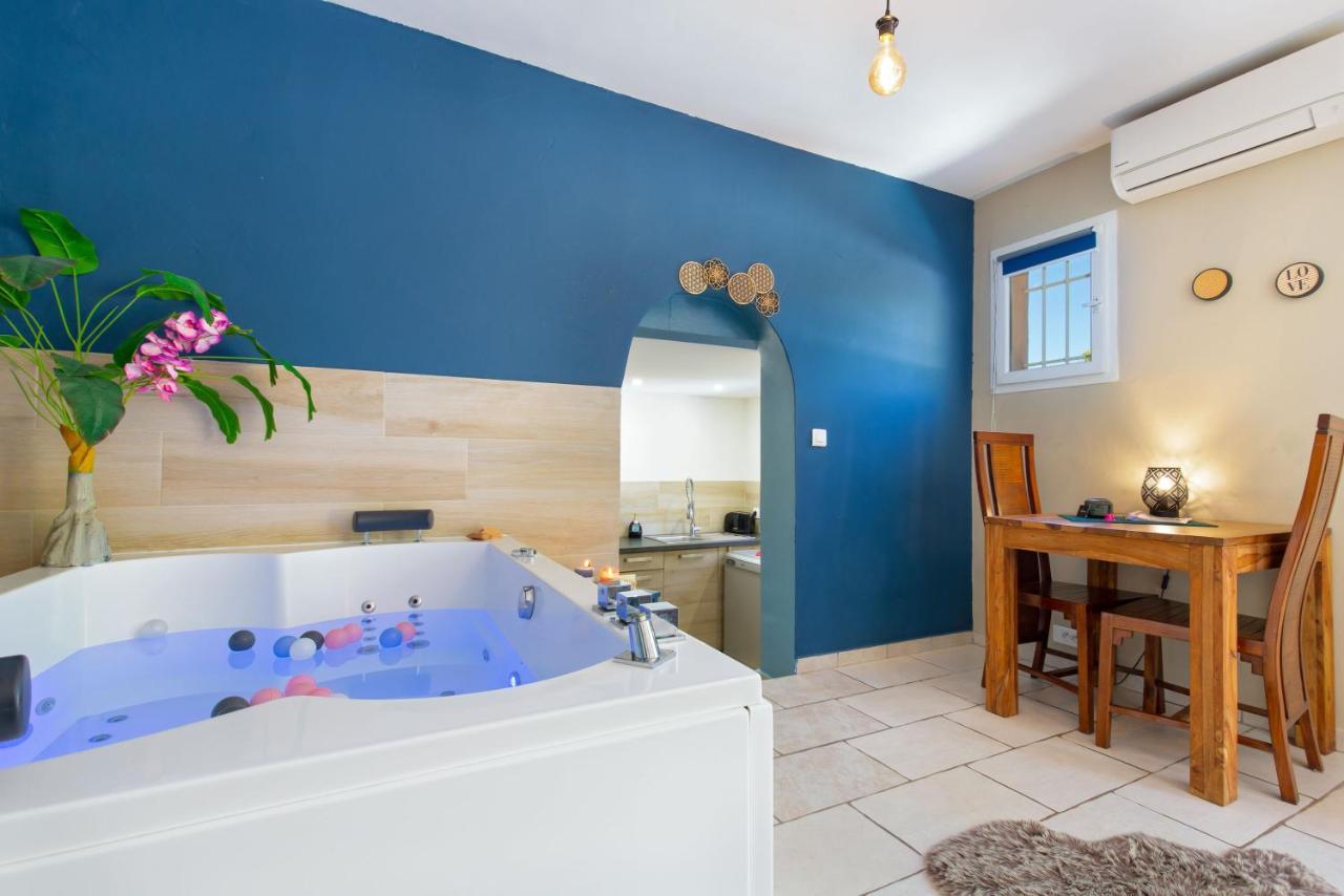 Appartement Jacuzzi 4 Etoiles Beaute - Mbroom Var Puget-sur Argens Exterior foto